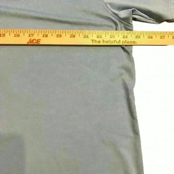 Peter Millar Summer Comfort Men’s Golf Polo Size Large PGA Tour Logo Wicking EUC - Picture 6 of 7